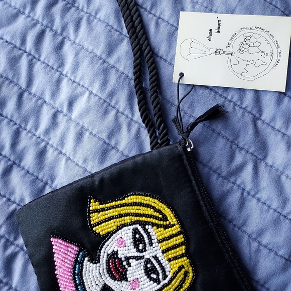 Elissa Bloom Night Out Satin Zippered Beaded Wristlet Blonde Girl - Picture 4 of 7